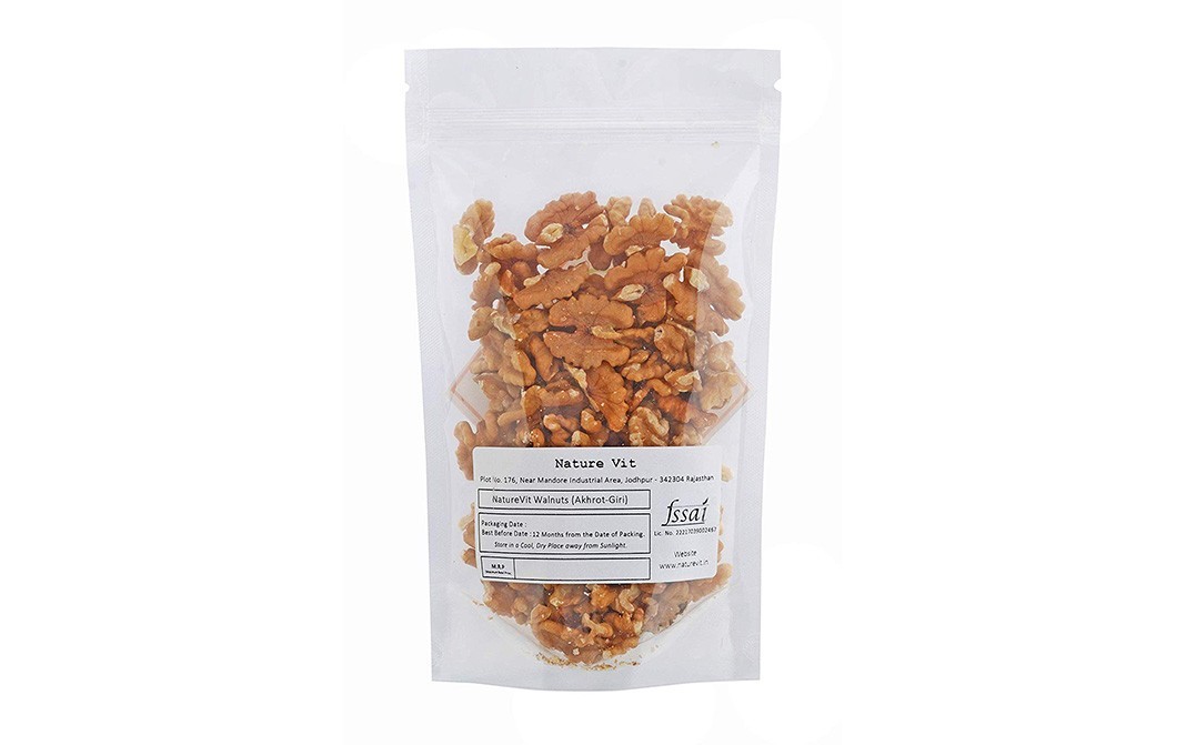 Nature Vit Walnuts Without Shell (Akhrot-Giri)   Pack  900 grams